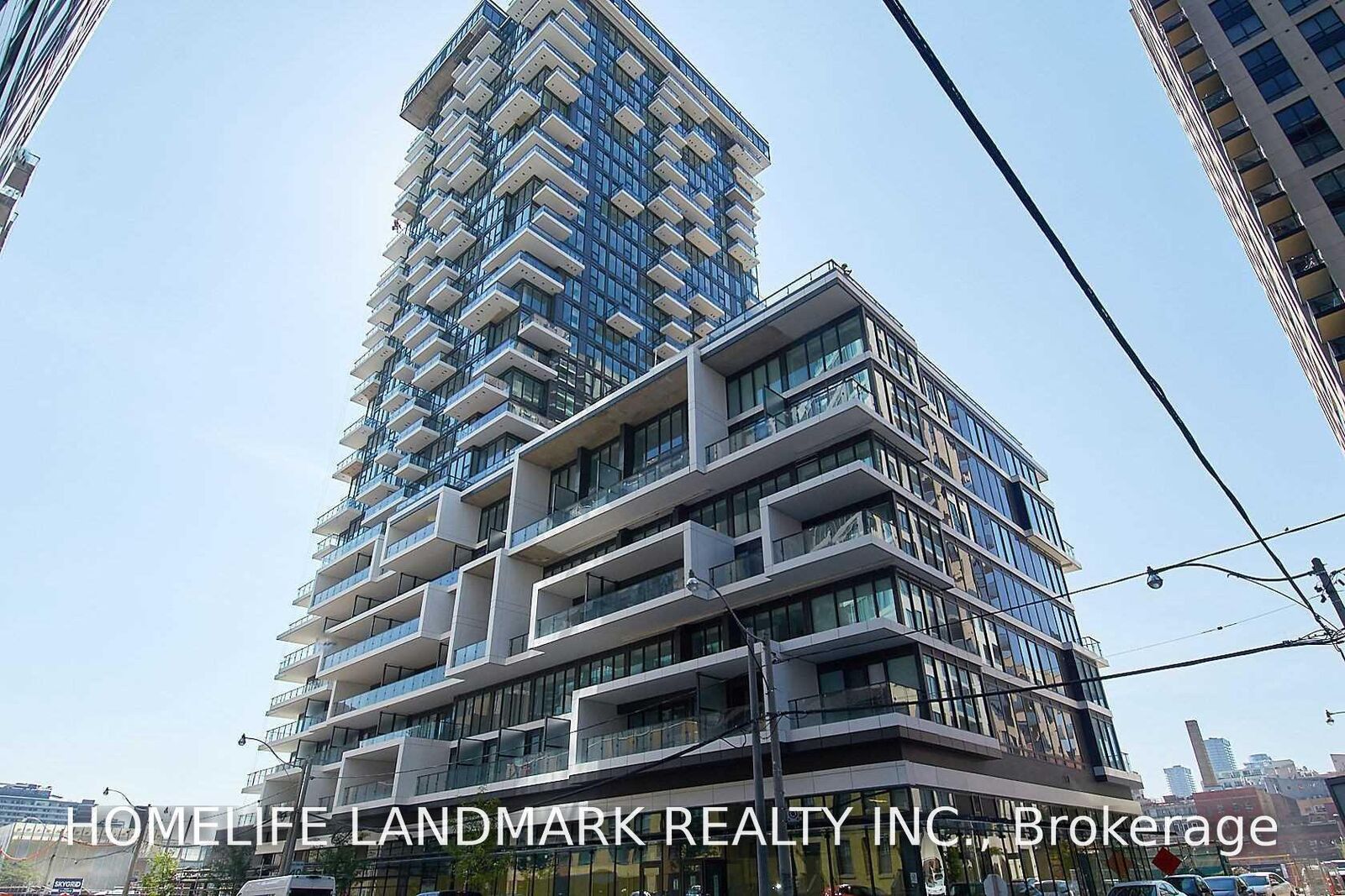 Property Photo: 77 Shuter Street 2706 ON M5B 0B8