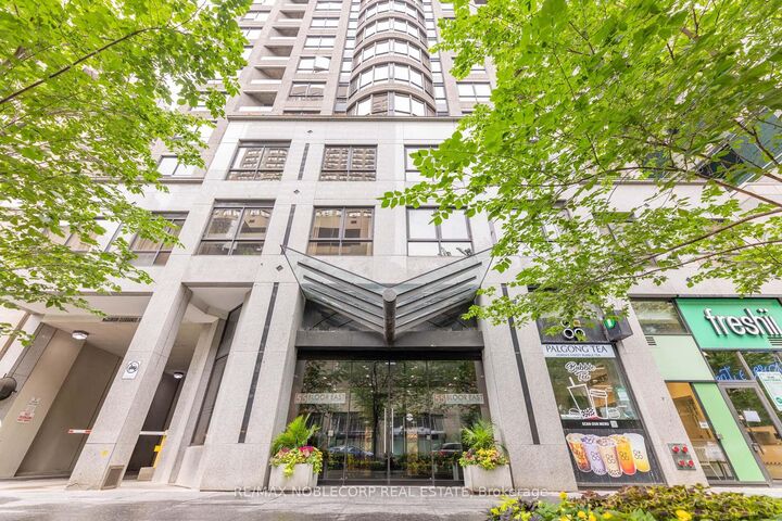 Property Photo: 55 Bloor Street E 609 ON M4W 3W6