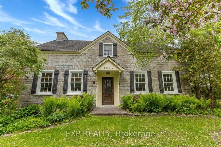 Property Photo: 5519 Old Richmond Road ON K2R 1G4