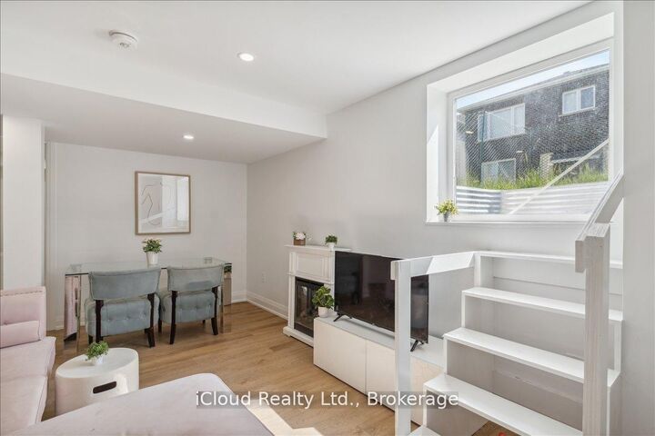 Photo de la propriété:  925 Hickory Crescent  ON L9E 1P6 