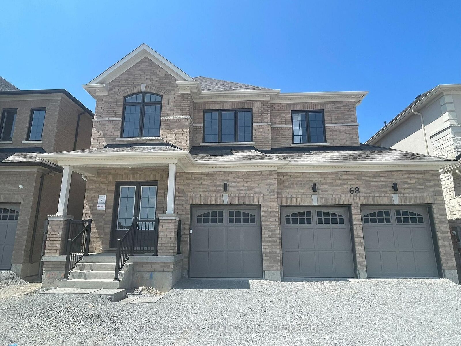 Property Photo:  68 Thomas Smith Street  ON L4P 0T8 