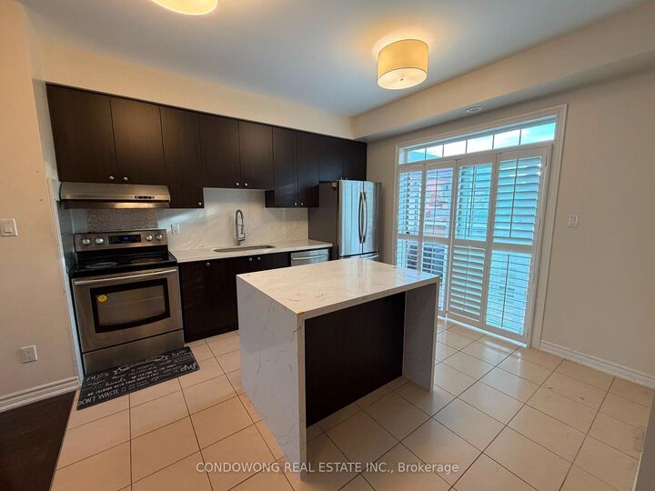 Property Photo: 5 Vandaam Lane ON L6C 0P1