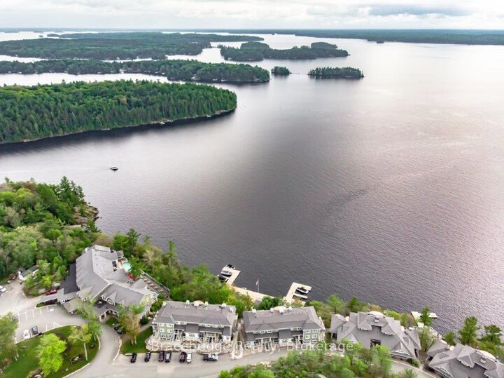 1869 Muskoka Rd 118 Highway W L203-A2 — photo 1