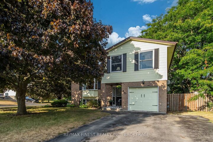 Property Photo: 66 Nicholson Crescent ON K7N 1X1