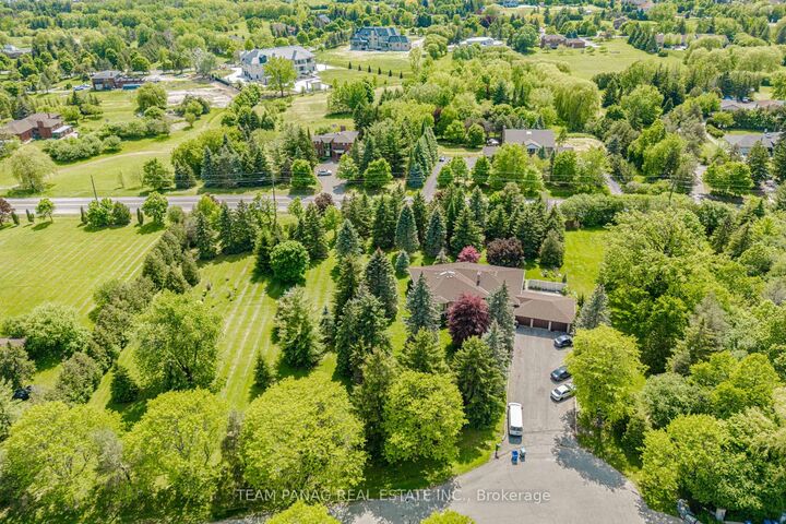 Property Photo: 6 Forestbrook Court ON L6P 0P1