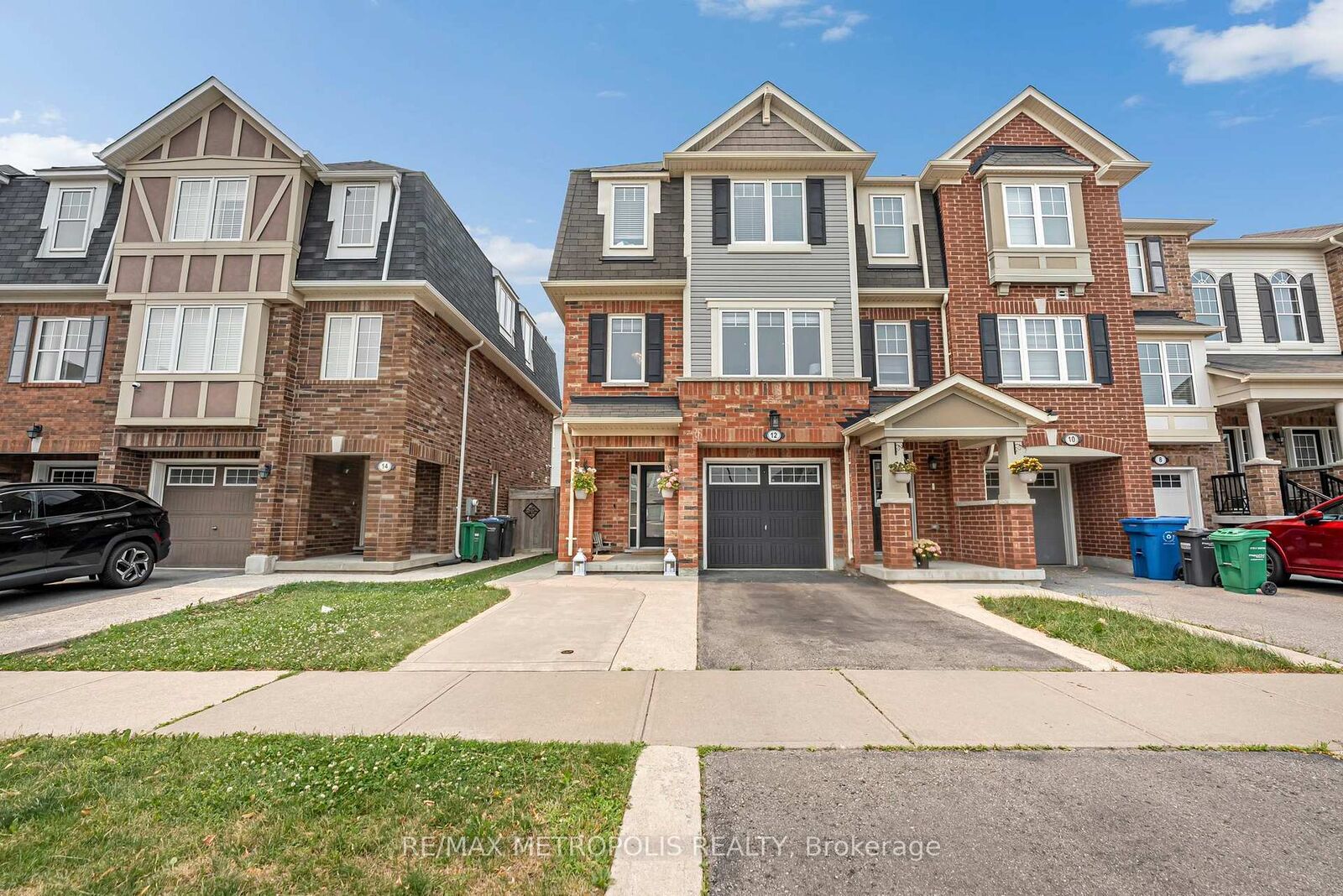 Property Photo: 12 Affleck Road ON L7A 3Y8