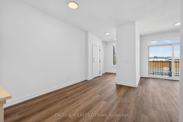 Property Photo: 124 Stardust Private ON K1T 3W6
