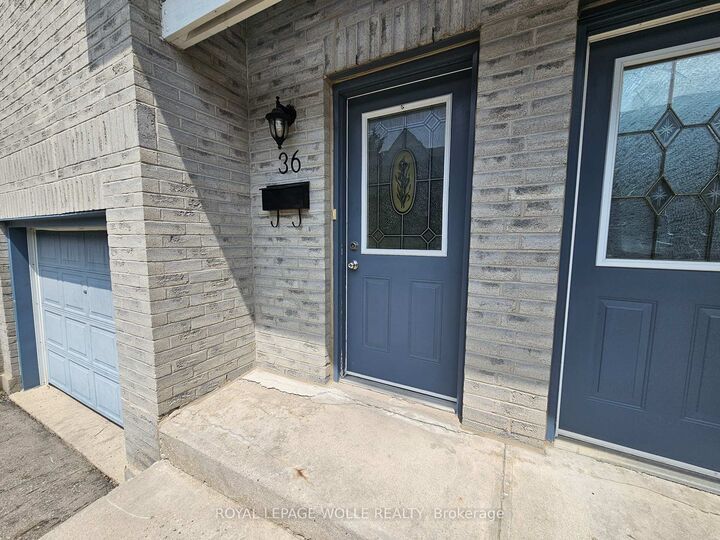 Property Photo: 589 Beechwood Drive 36 ON N2T 2K9