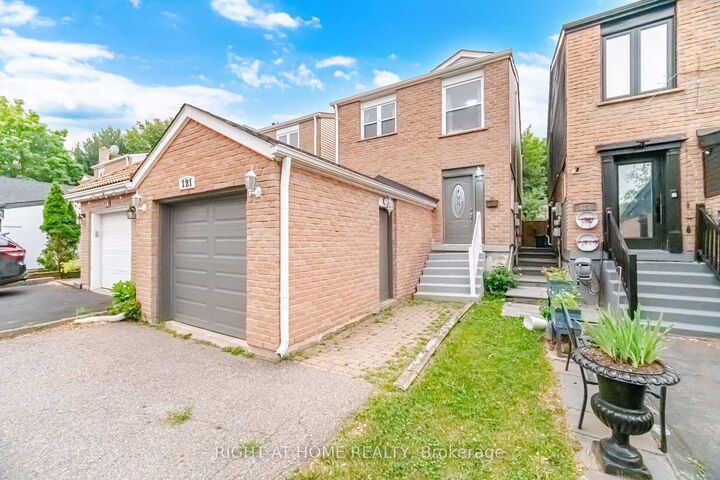 Property Photo: 121 Bob O'Link Avenue ON L4K 1H1