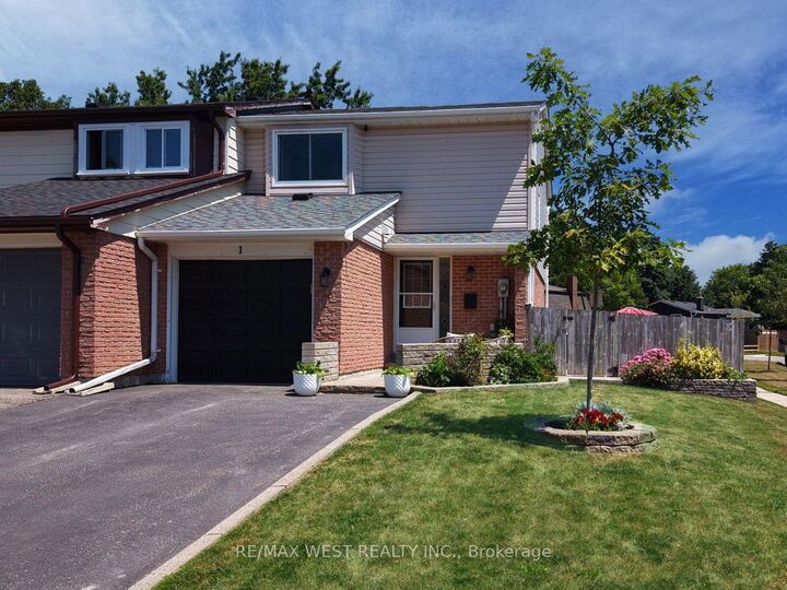 Property Photo: 1 Johanna Drive ON L9W 3S4