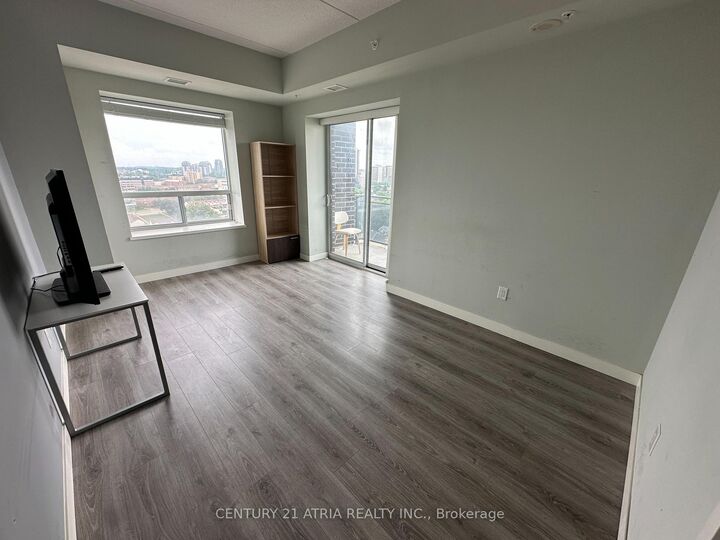 Property Photo: 318 Spruce Street 1310 ON N2L 3M7