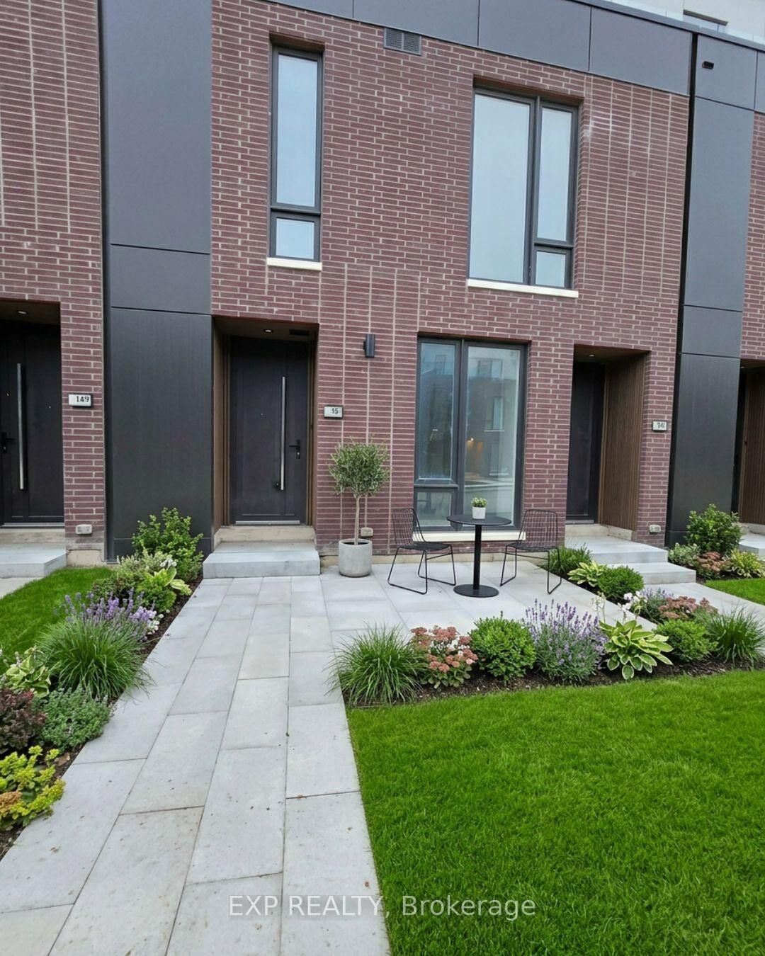 Property Photo: 111 Everett Common ON L2P 0G8