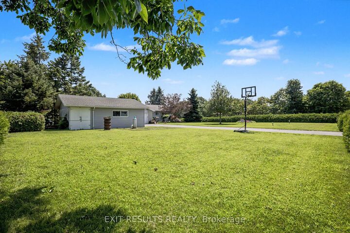 Property Photo: 51 Elizabeth Street ON K0H 2Y0