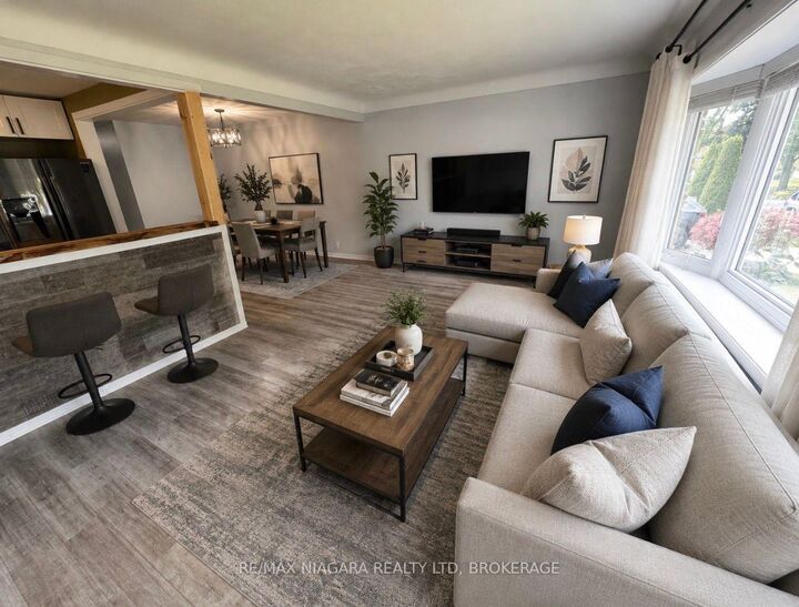 Property Photo:  8 Lakehurst Drive  ON L2N 4C2 