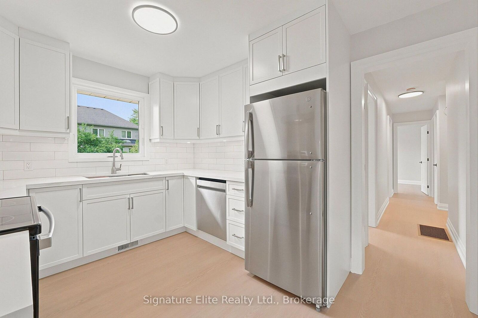 Property Photo: 189 Duncan Road ON L4C 6J6