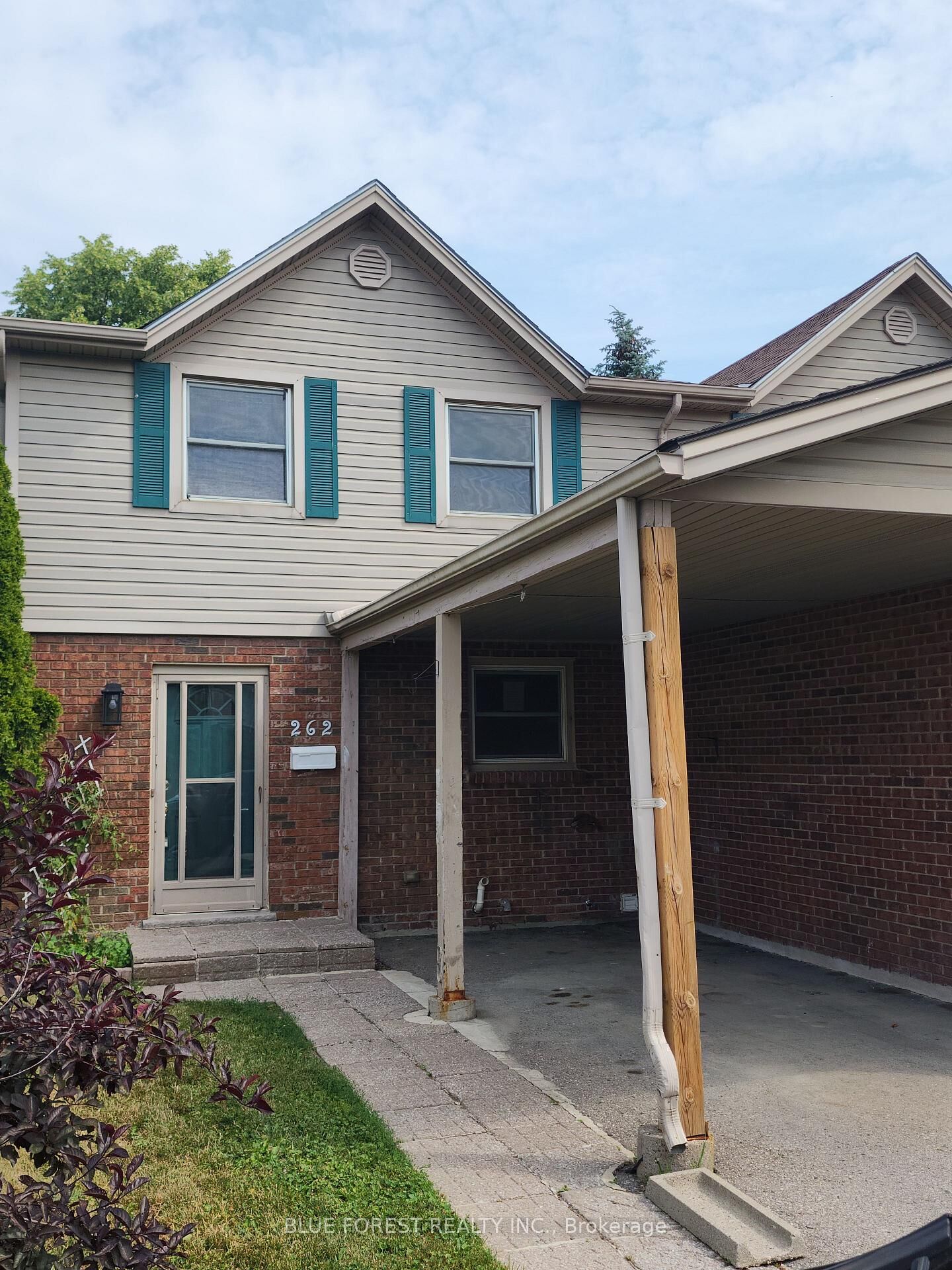 Property Photo: 1330 Jalna Boulevard 262 ON N6E 2H7