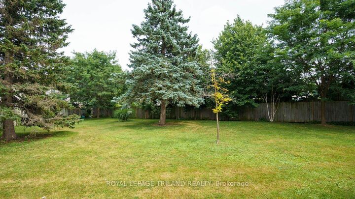Property Photo: 1600 Culver Drive 32 ON N5V 3H5