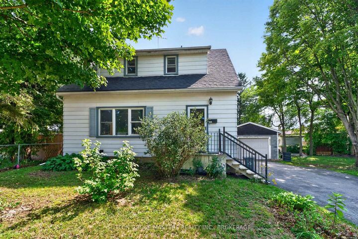 1666-1668 Victoria Street — photo 1