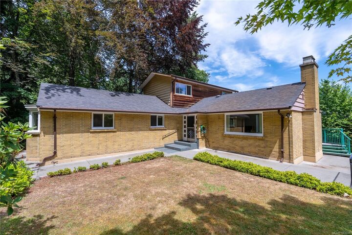 Property Photo: 5349 Alderley Rd BC V8Y 1X9