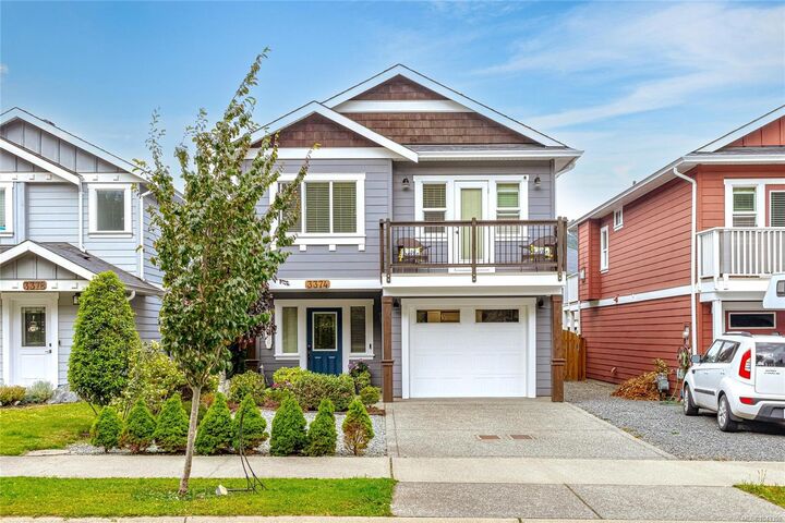 3374 Hazelwood Rd — photo 1