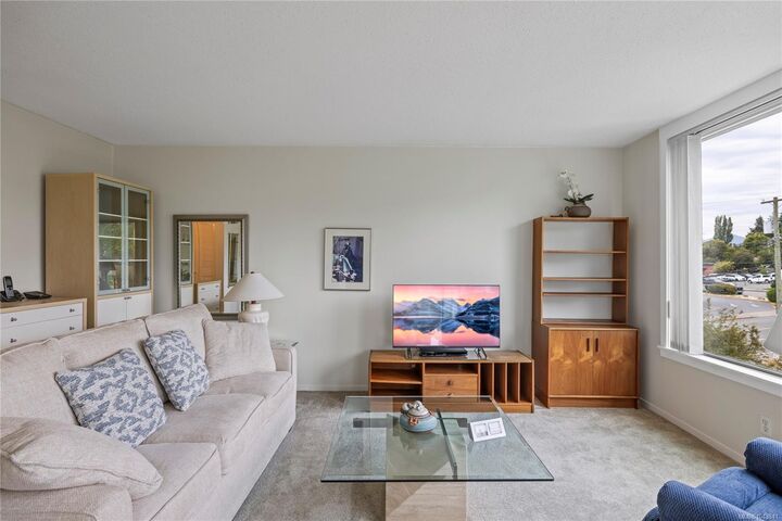 Property Photo: 220 Townsite Rd #403 BC V9S 5S8