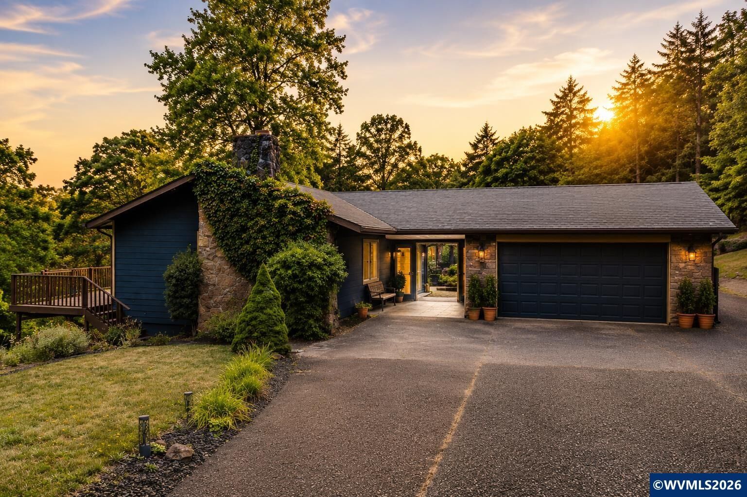 Property Photo: 12491 Centerwood Rd SE OR 97352