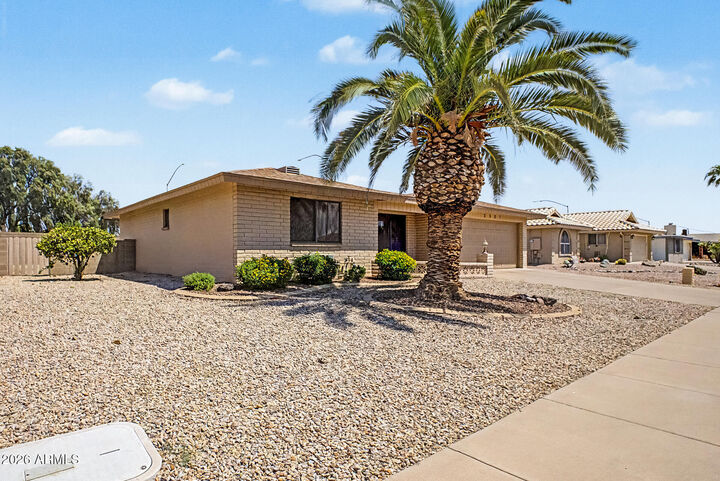 Property Photo:  2557 S Zinnia --  AZ 85209 