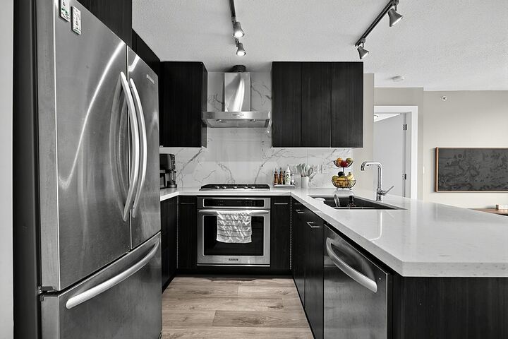 Property Photo: 4189 Halifax Street 308 BC V5C 0H9