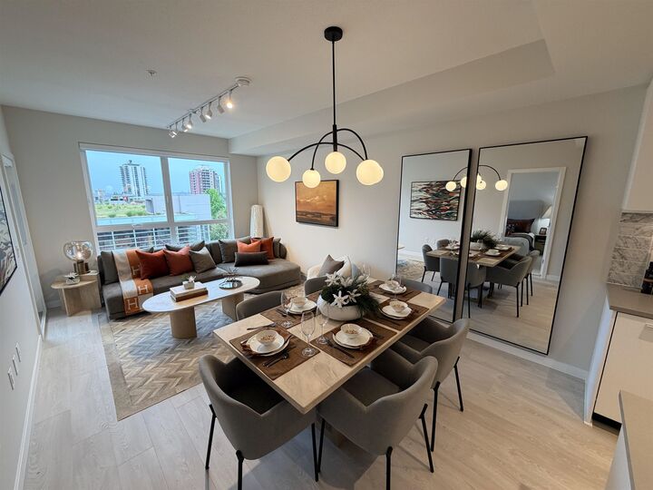 Property Photo: 110 E 17th Street 403 BC V7L 0K4