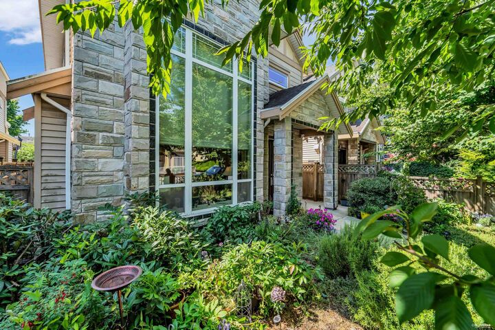 Property Photo: 8480 Francis Road BC V6Y 1A6