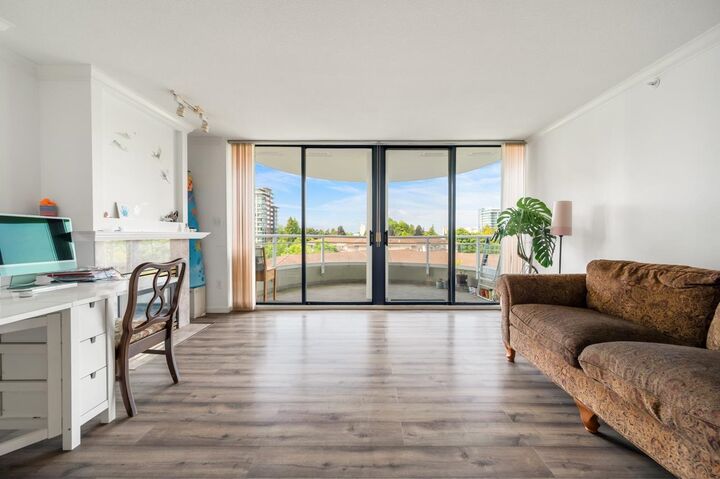 Property Photo: 6080 Minoru Boulevard 501 BC V6Y 4A7