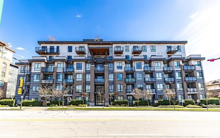 Photo de la propriété:  700 Clarke Road 505  BC V3J 0K5 