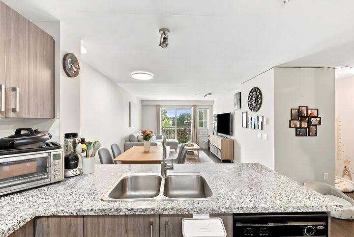 Property Photo: 3178 Dayanee Springs Boulevard 308 BC V3E 0B9