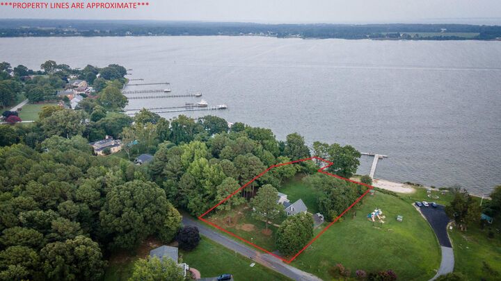 Property Photo: 40579 Port Place MD 20650