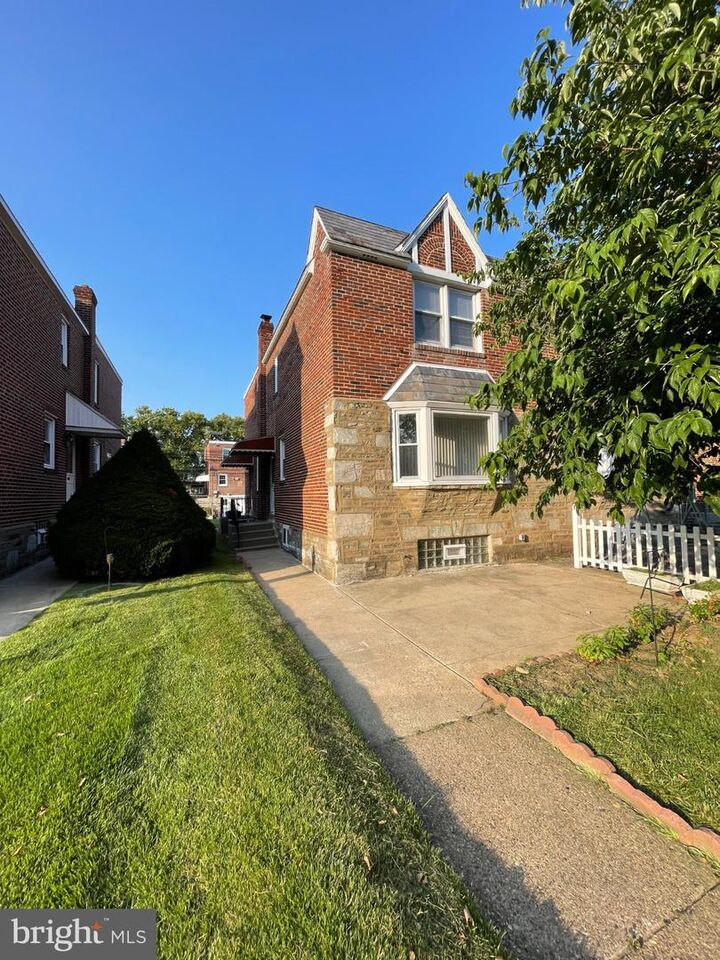 Property Photo: 2333 Ripley Street PA 19152