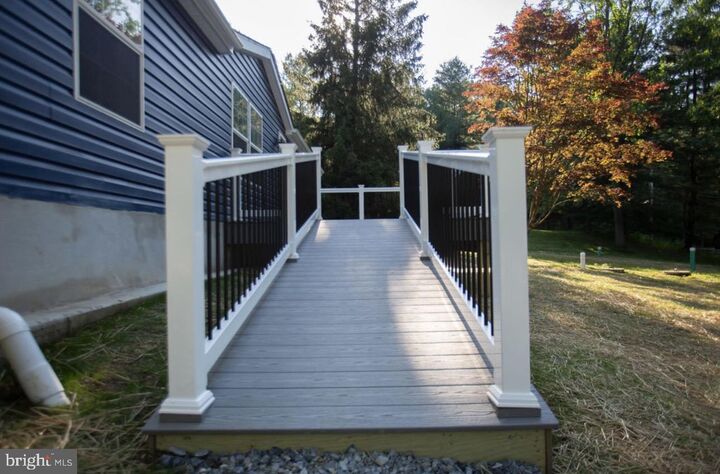 Property Photo:  152 Icedale Road  PA 19344 