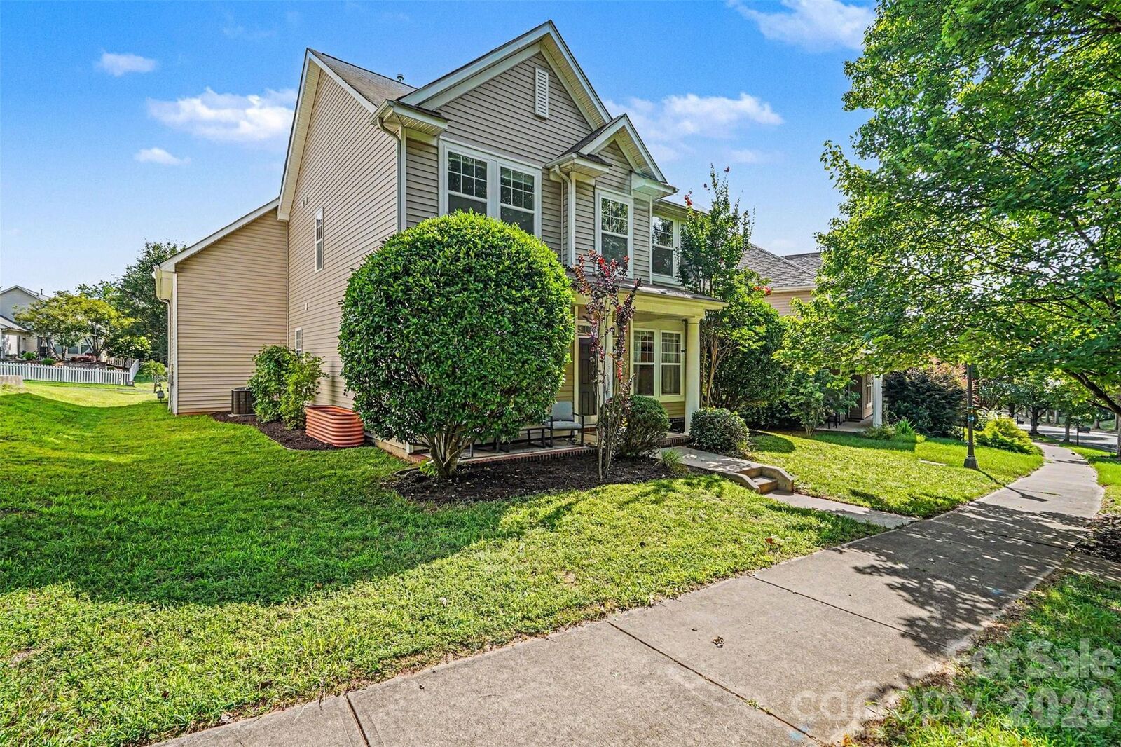 Property Photo: 15424 Hugh Torance Parkway NC 28078