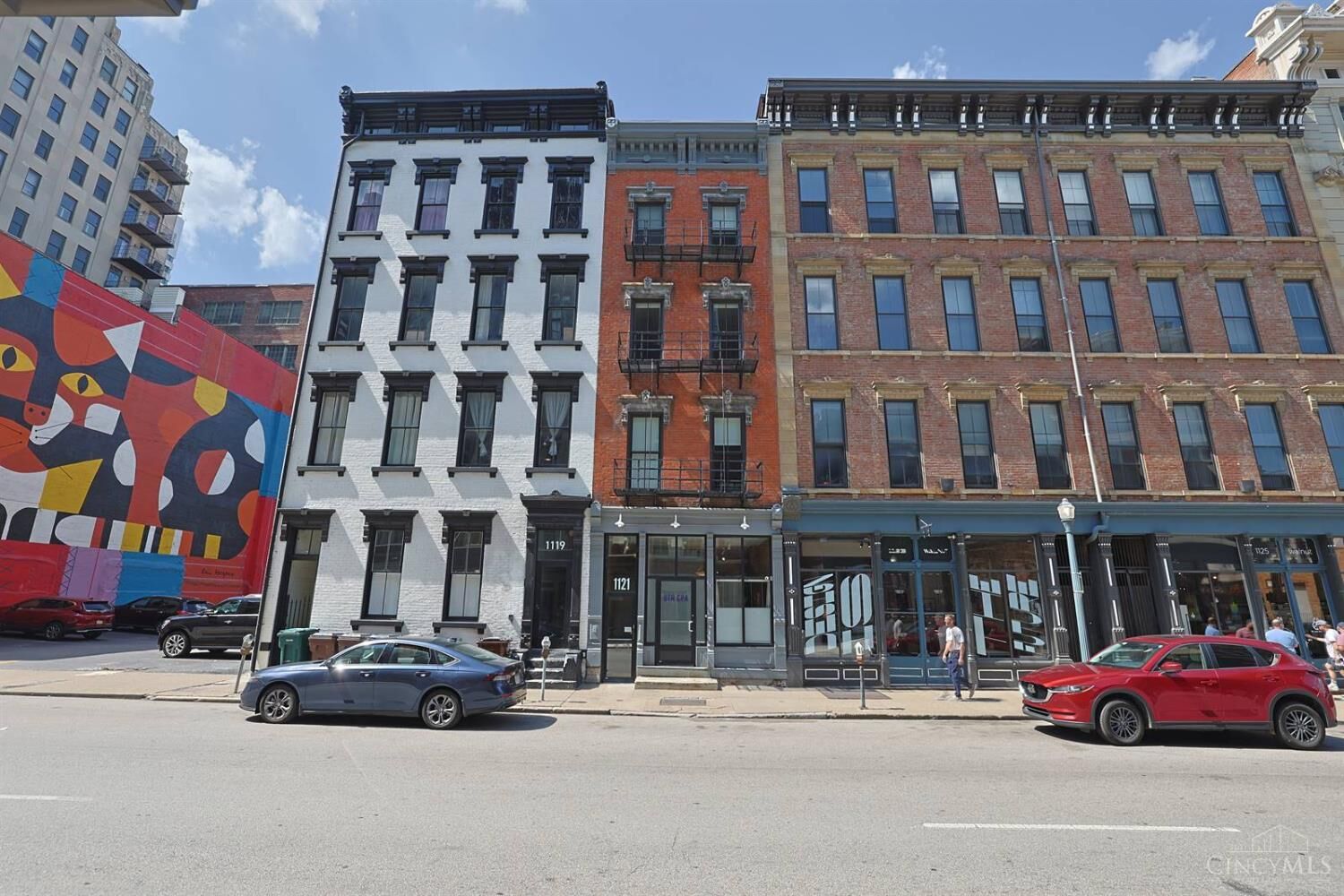 Property Photo:  1121 Walnut Street  OH 45202 
