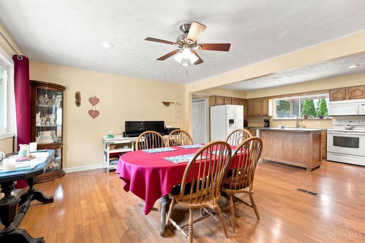 Property Photo: 4555 Ross Avenue OH 45005