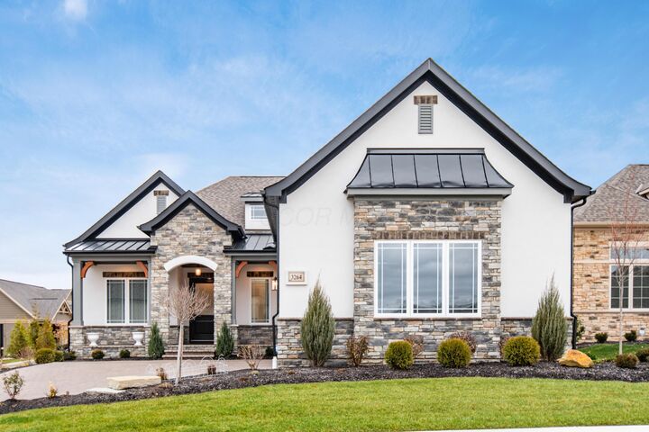 Property Photo: 3264 Wolf Ridge Drive OH 43017