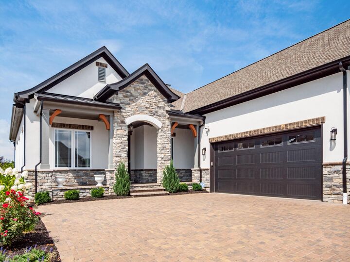 Property Photo: 3264 Wolf Ridge Drive OH 43017
