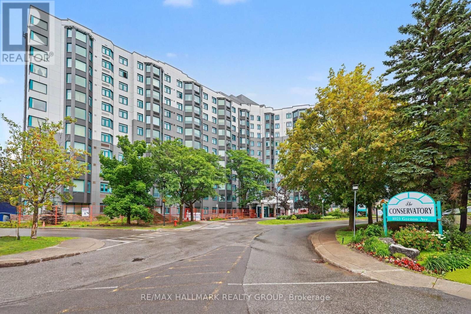 Property Photo:  1025 Grenon Avenue 915  ON K2B 8S5 