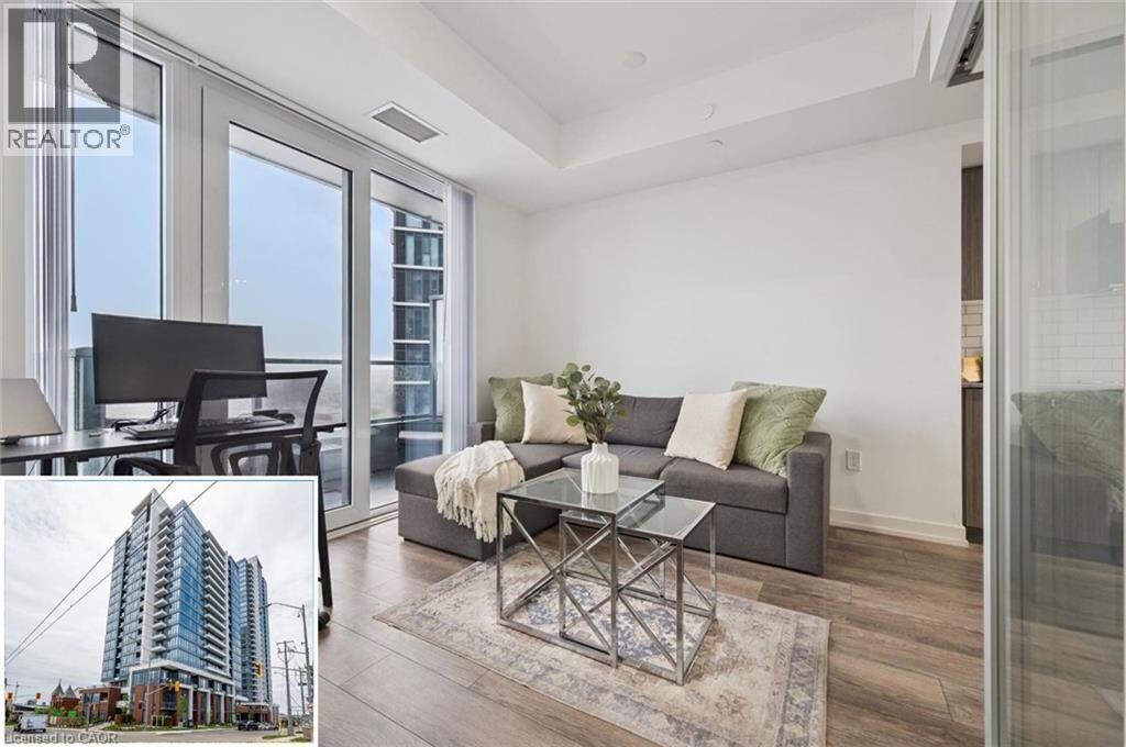 Property Photo:  15 Wellington Street South 903  ON N2G 0E4 