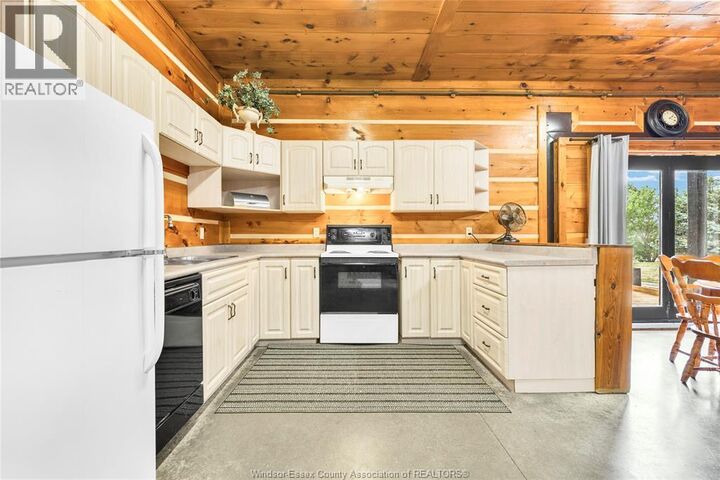 Property Photo:  9912 Tecumseh  ON N0R 1N0 