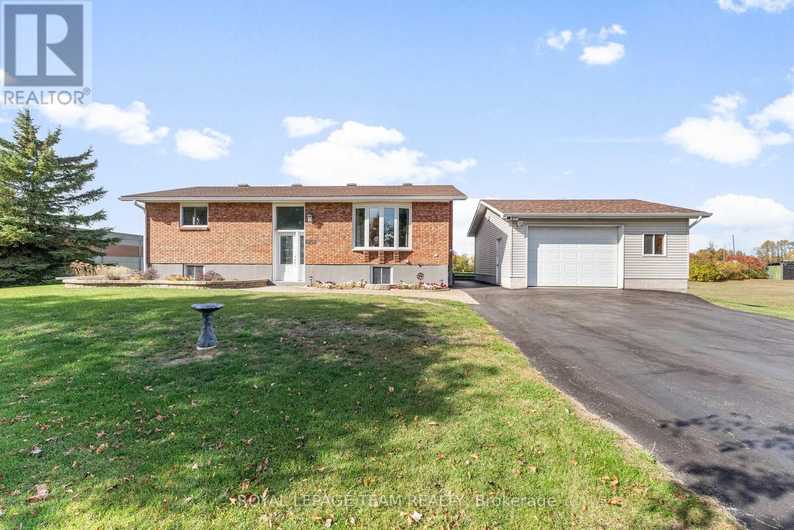 Property Photo:  1059 Flynn Avenue  ON K7S 3G7 