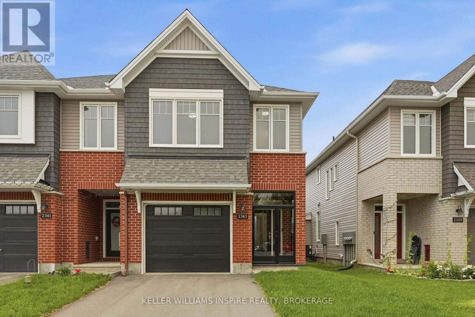 Property Photo: 2365 Goldhawk Drive ON K2S 2X4