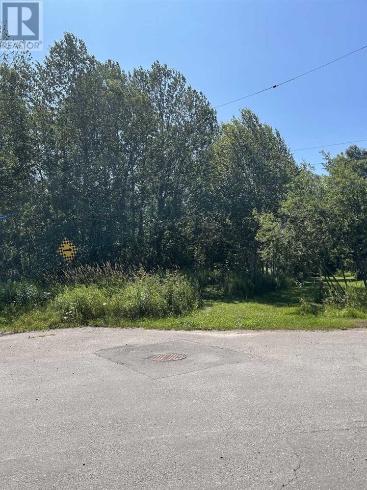 Property Photo:  1207 Wallace Ter  ON P6C 1M8 