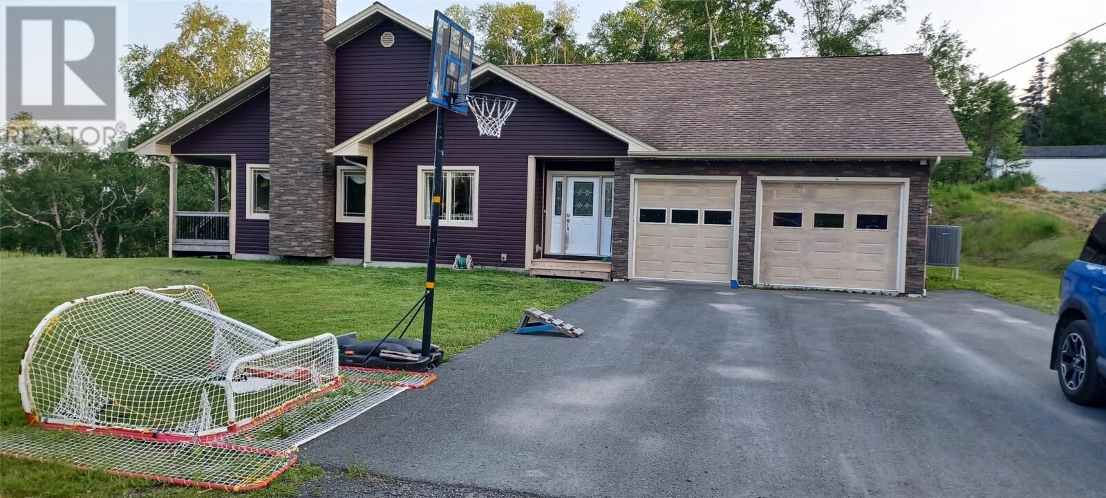 Property Photo: 6 Simmonds Hill Lane NL A0C 1L0