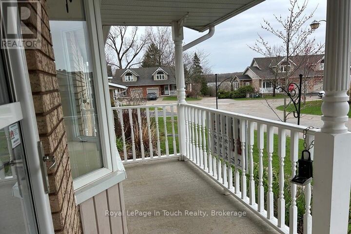 Property Photo: 808 Jane Boulevard ON L4R 5M4