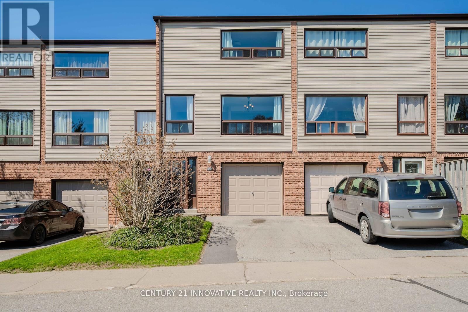 Property Photo:  35 The Bridle Path  ON L1C 3W1 